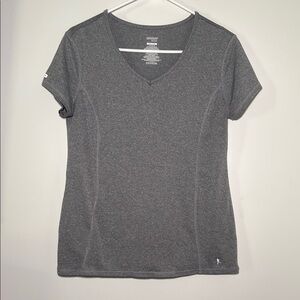 Danskin Now Women’s Semi Fitted Gray Athletic‎ Short Sleeve V Neck Shirt Large